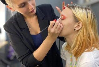 КУРCЫ ВИЗАЖИСТОВ с нуля