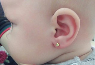 проколоть уши без боли ребенку 1500