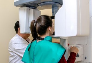 Компьютерная томография в подарок при имплантации!