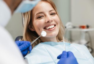 Бесплатно составим план лечения при имплантации зубов