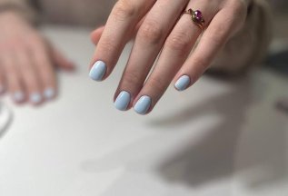 Маникюр и педикюр в 4 руки