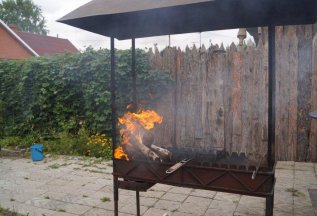 Беседка с мангальной зоной для большой компании!