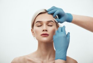 В студии эстетики Cosmedas ботулинотерапия от 240₽