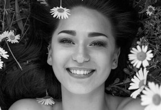 Лечение двух кариесов по цене одного!