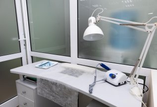Медицинский педикюр - 3500 рублей