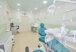 Профессиональное отбеливание зубов