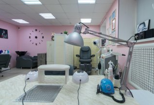 Гигиенический маникюр всего 500 рублей