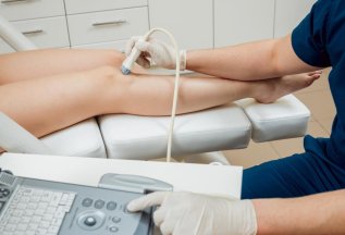 Консультация флеболога + УЗИ вен+УЗИ артерий со скидкой 20%