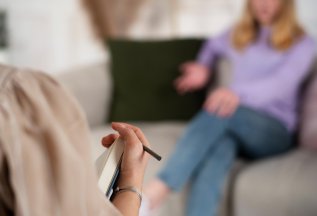EMDR (Eye movement desensitization and reprocessing)