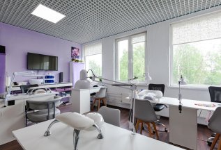 Откройте для себя мир профессионального маникюра в MiraliLab