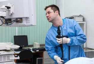 Гастроскопия + видеоколоноскопия со скидкой 15%