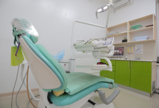 Лечение кариеса от 2500 р