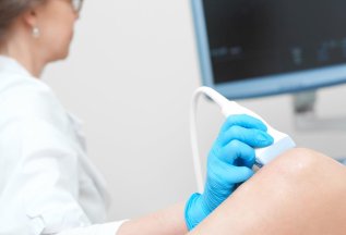 Консультация флеболога + УЗИ вен нижних конечностей