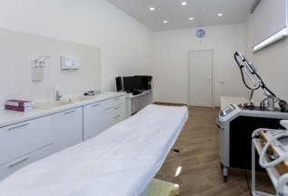 К услугам наших пациентов, лазерная эпиляция от 200 рублей