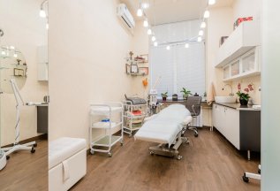 Ламинирование ресниц + долговременная укладка бровей