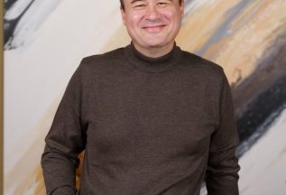 Почему именно Владислав Аксинович?