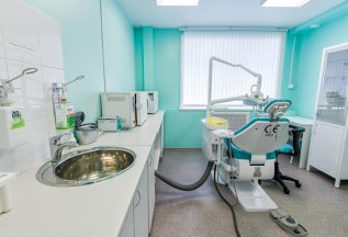Профессиональная чистка зубов всего за 5 000 рублей