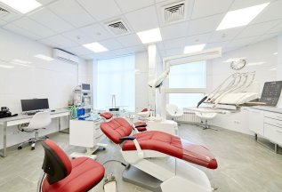 Профессиональная чистка зубов Air flow Prophylaxis Master