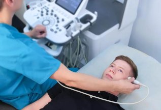 ЭЭГ + УЗДГ сосудов головы и шеи стоимость 4 500 руб.