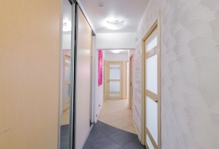 УЗИ чистка лица+ поверхностный пилинг