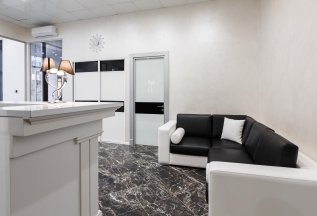 Бесплатная консультация специалиста по пересадке волос