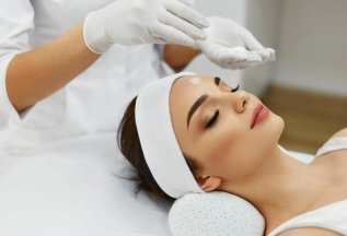 Скидка 20 % на косметику для лица и тела