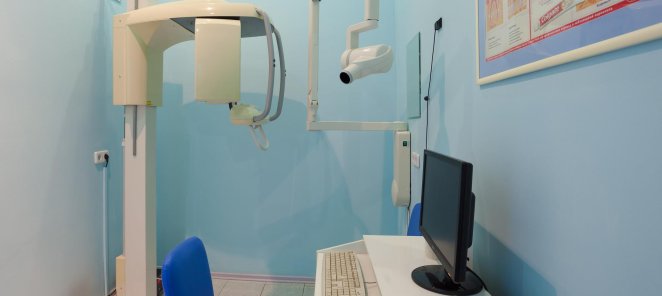 -30% на чистку зубов при лечении двух зубов в одно посещение