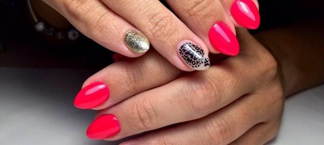 Летняя акция ! Маникюр 💅 + гель лак =850 рублей