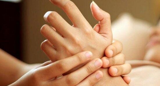 Омоложение кистей рук всего 7800 рублей вместо 15000 рублей