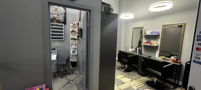 Стрижка + укладка в подарок!