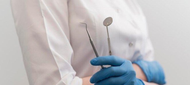 Check-up диагностика зубов со скидкой 50% за 2500 руб.