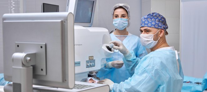 Коррекция зрения SuperLasik: 24 500 ₽ (2 глаза)