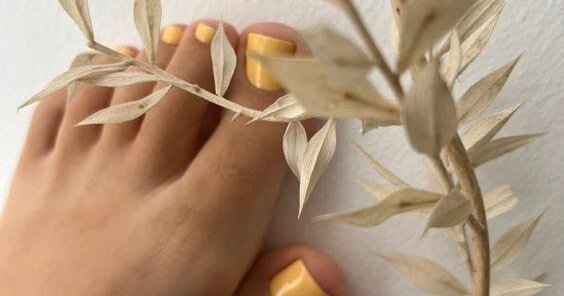 АКЦИЯ | Комплекс педикюр без снятия с покрытием гель лак