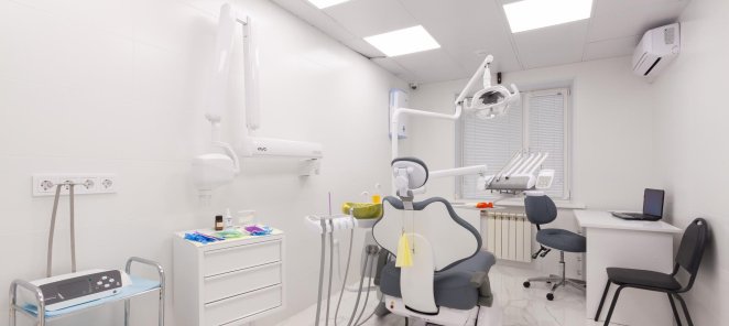 Зуб под ключ имплант + циркониевая коронка 60000 руб.