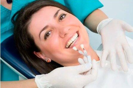 Протезирование зубов в клинике Arctic Smile