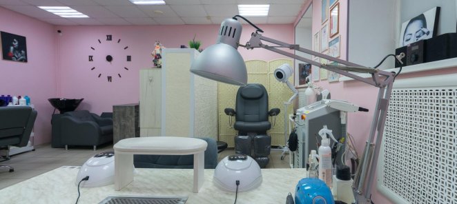 Гигиенический маникюр всего 500 рублей