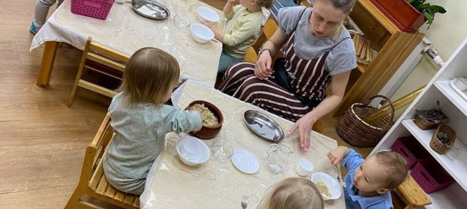 Какие светские беседы можно вести за обедом с малышами?