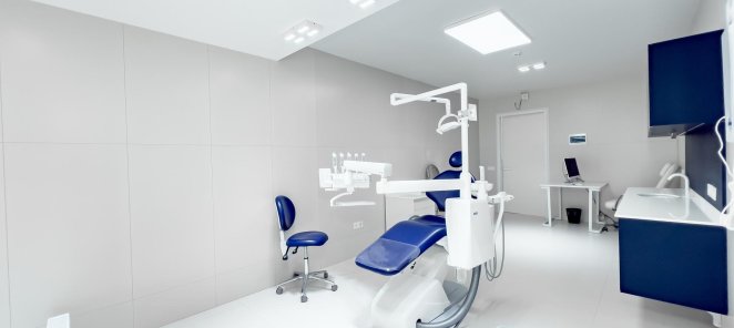 Профессиональная гигиена полости рта за 4800 руб.