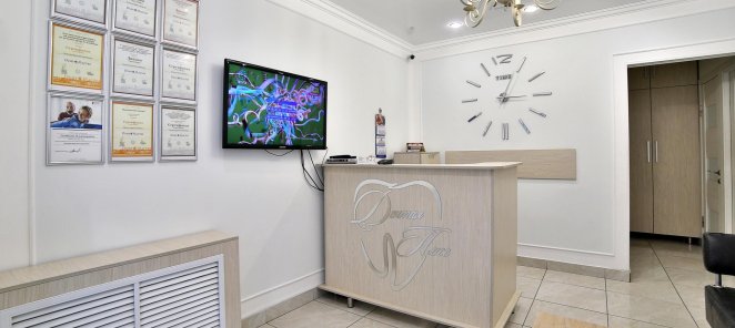 Отбеливание зубов до конца лета по спец цене -17 000 р!