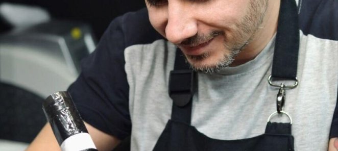 У нас появился тату-мастер с 15 летним стажем