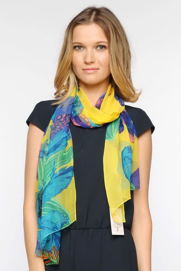 Модные женские аксессуары: шарфы и платки 2016