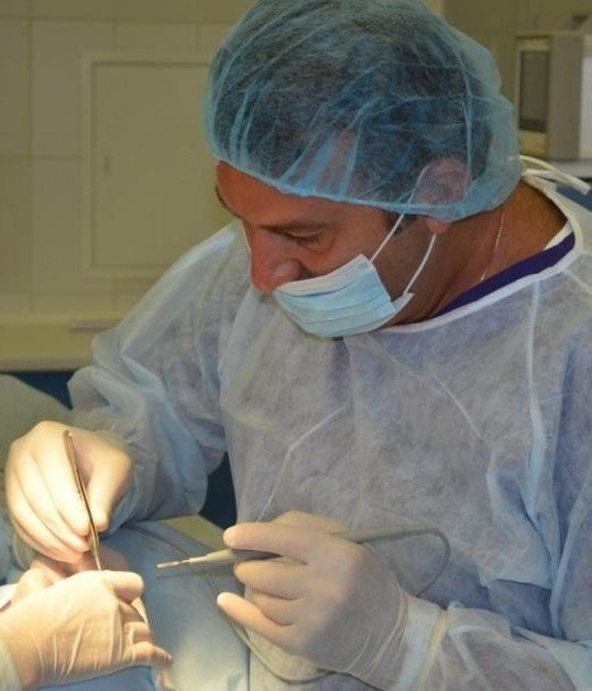 Симультанные операции хирурга Алексаняна: одновременная коррекции носа и груди
