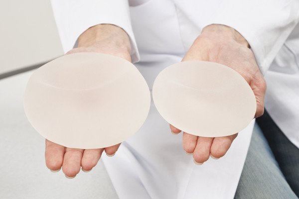 Липофилинг vs маммопластика: что лучше для коррекции груди?