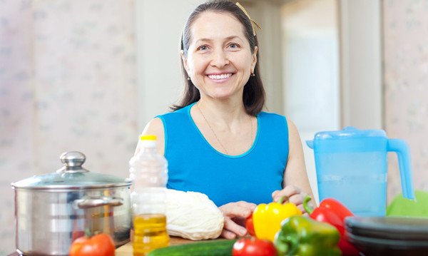 Ученые дали рекомендации, как питаться женщинам разного возраста