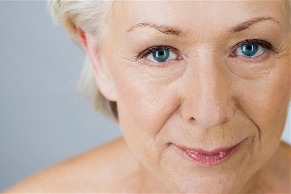 Что нужно возрастной коже 60+ для поддержания свежести и здоровья?