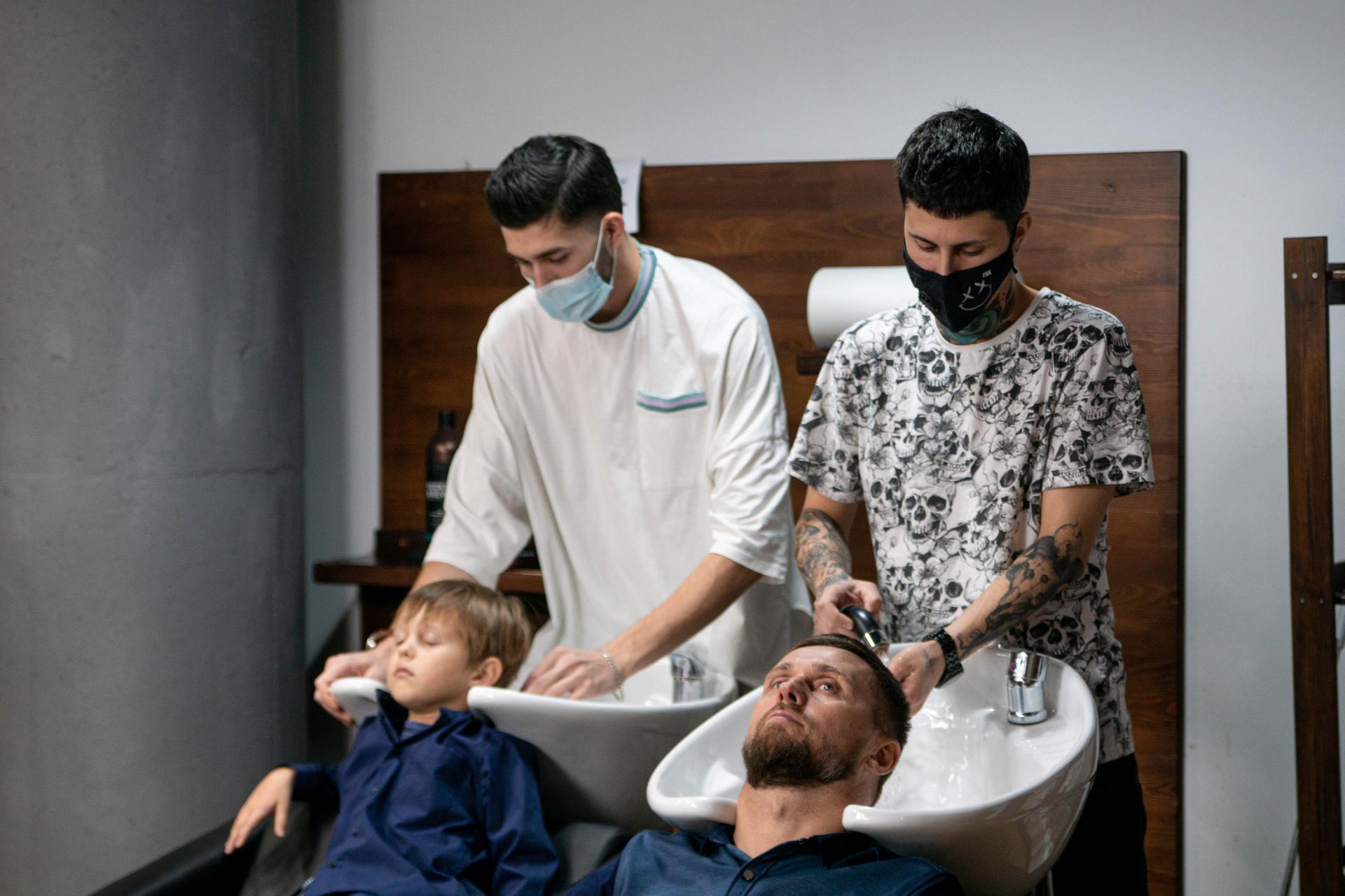 Дерби нижний. Derby Barbershop Нижний Новгород. Барбершоп Нижний Новгород стрижки. Барбершоп Нижний Новгород небо.