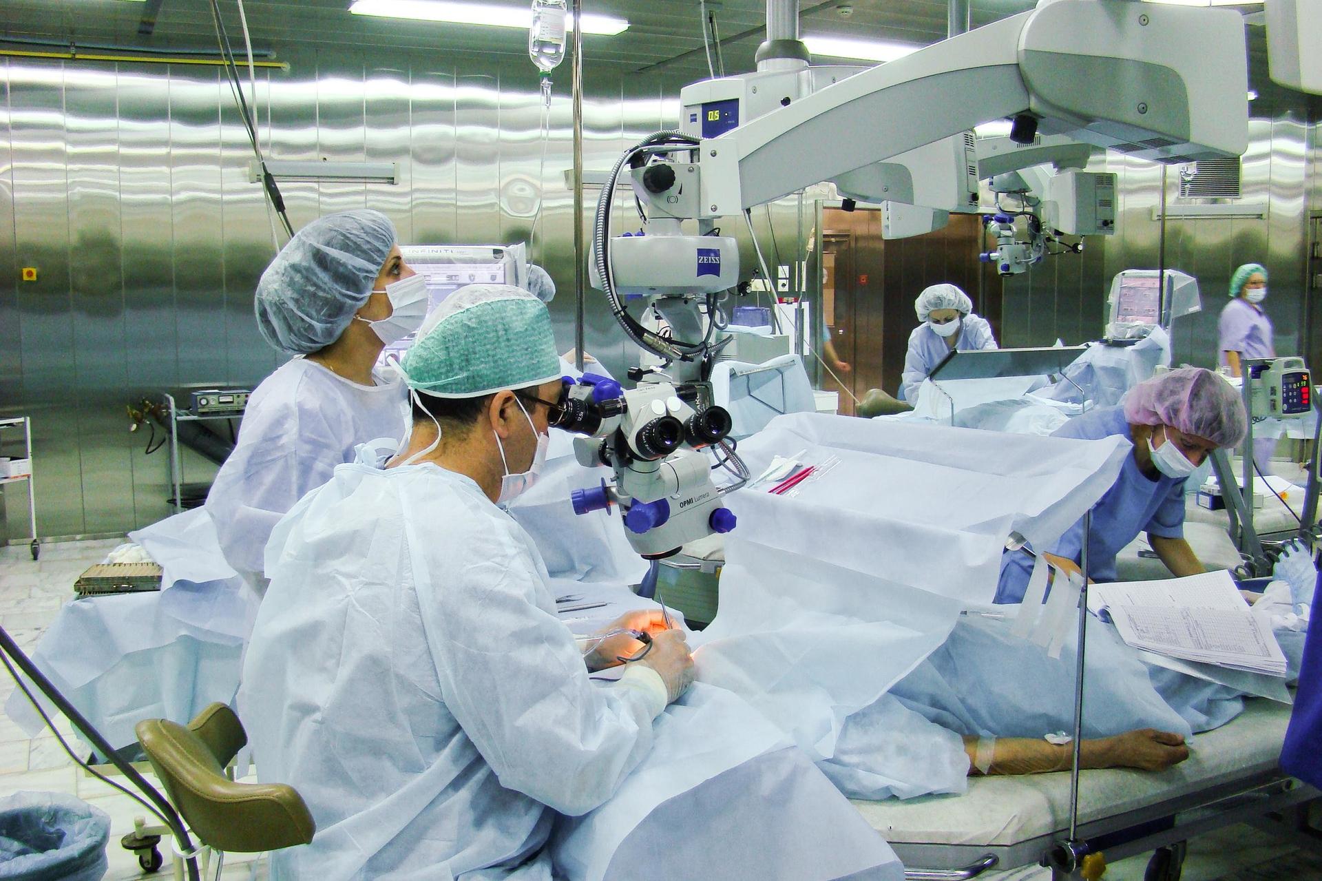 Микрохирургия глаза Новосибирск