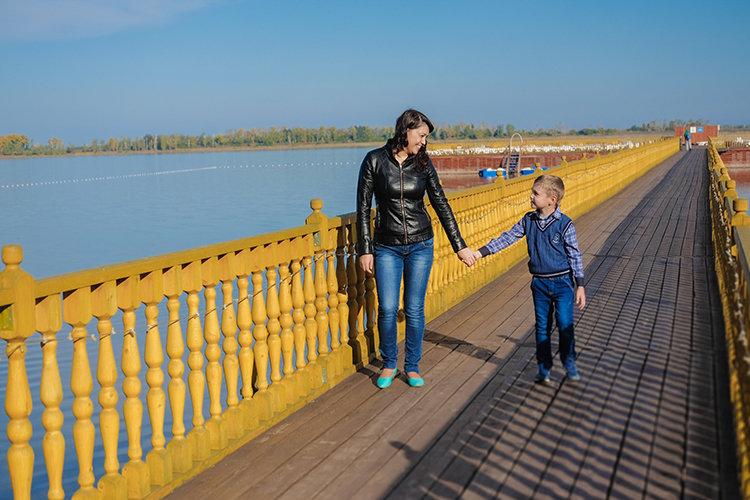 Озеро карачи детский. Озеро Карачи. Курорт озеро Карачи. Рачек озеро Карачи. Санаторий Карачи.