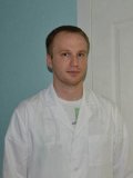 Незнамов Дмитрий Евгеньевич