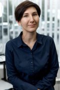 Попова Елена